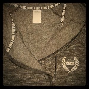 Sweatshirt w/thumb holes V.S.